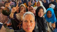 Hafisz Tohir bersama masyarakat (dok. pribadi)