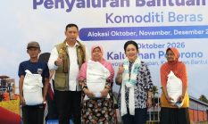 Warga Makassar Padati Gerakan Pangan Murah, BULOG Bagikan 300 Paket Beras