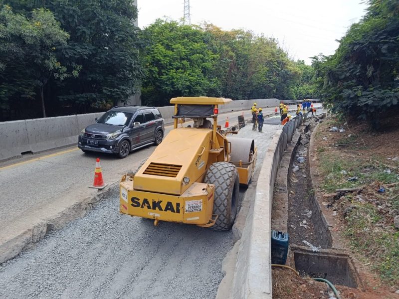 Perbaikan Tol Jakarta-Cikampek  (foto. jasa marga)
