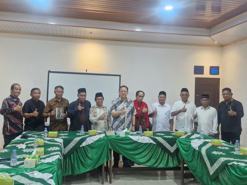 Irman Gusman bersama Pimpinan Wilayah Muhammadiyah (PWM) Nusa Tenggara Timur (foto. ist)