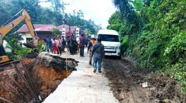 Jalan Batas Kabupaten Tapanuli Utara–Sipirok (foto. pu)