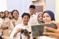 Mendes PDT Yandri Susanto saat berikan Pengarahan kepada Pegawai Direktorat Jenderal PPDT di Kawasan Kalisari (foto. kemenpdt)