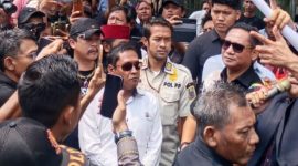 PLT. Bupati Bekasi Asep Surya Atmaja saat temui Para Insan Pers. (foto. Amar. K)