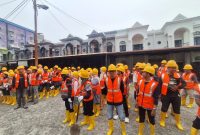 Tenaga kerja konstruksi yang dibina (foto. pu)